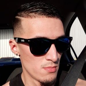 Meet your Posher, Luis